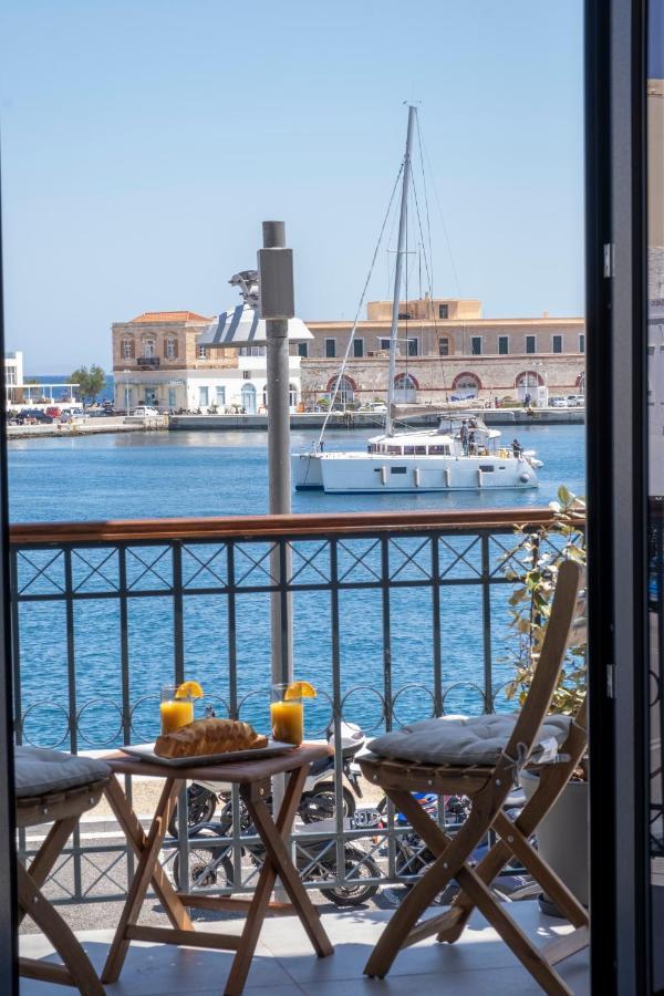 Venus Luxury Apartment Ermoupoli Dış mekan fotoğraf